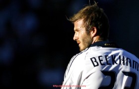 JRS低调看球-世俱杯场边花絮揭秘及比赛现场趣闻分享