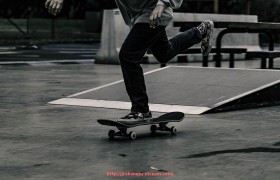 JRS低调看球-商用健身器材公司电话服务在体育项目合作中的沟通作用